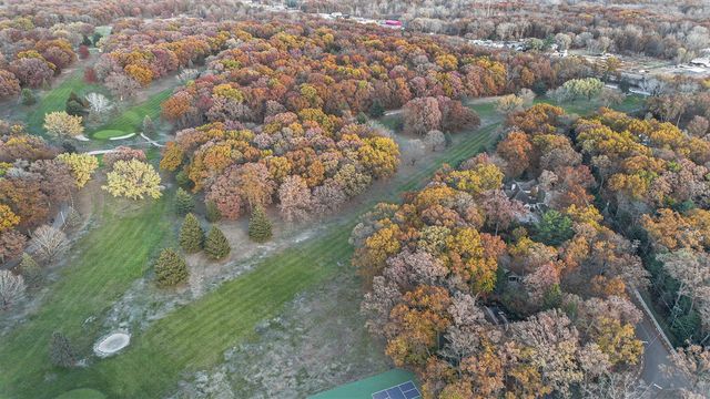 46308 Royal Avenue, New Buffalo, MI 49117