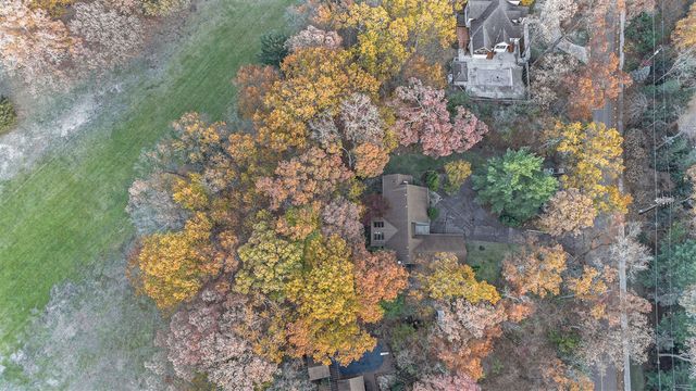 46308 Royal Avenue, New Buffalo, MI 49117