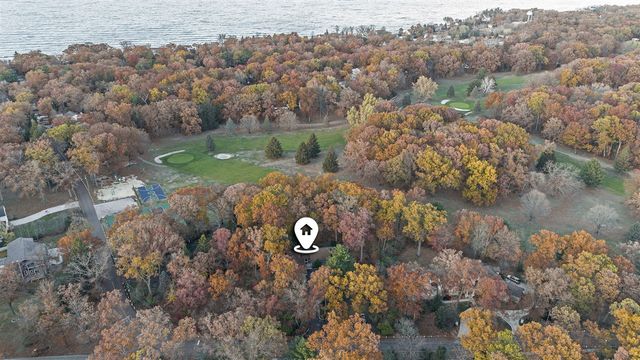 46308 Royal Avenue, New Buffalo, MI 49117