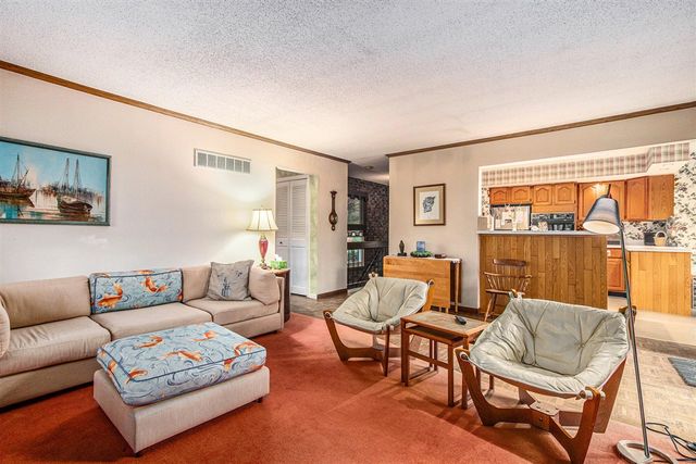 46308 Royal Avenue, New Buffalo, MI 49117