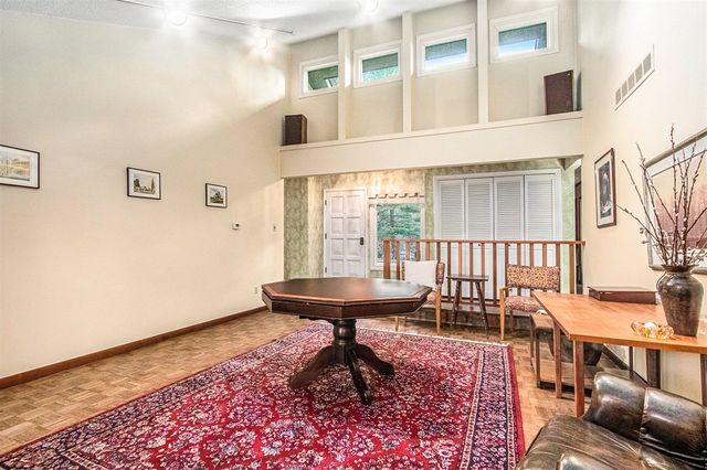 46308 Royal Avenue, New Buffalo, MI 49117