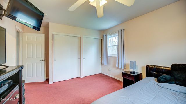 4328 Buckingham Drive, Niskayuna, NY 12304