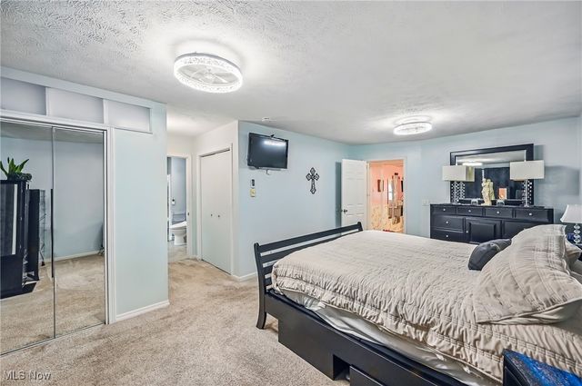 245 North Road, Niles, OH 44446