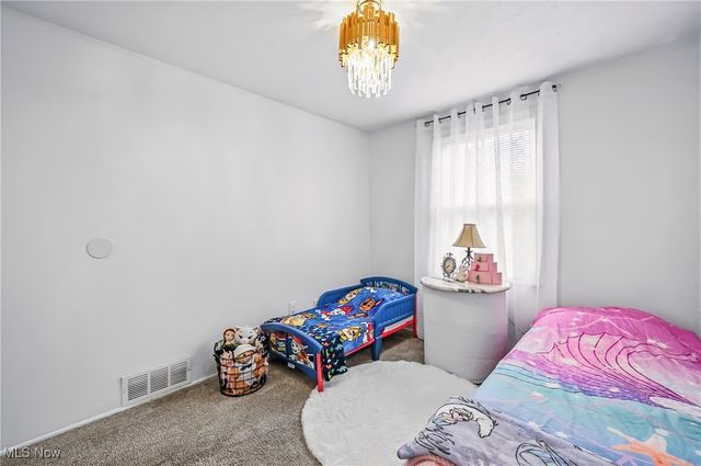 245 North Road, Niles, OH 44446