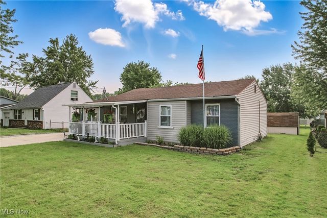 245 North Road, Niles, OH 44446