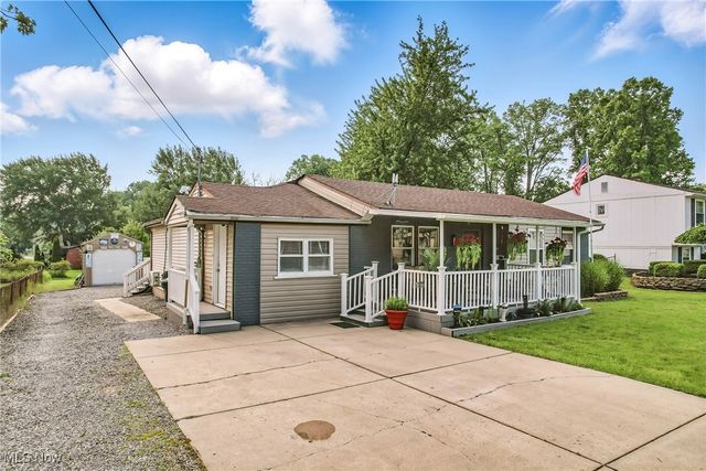 245 North Road, Niles, OH 44446