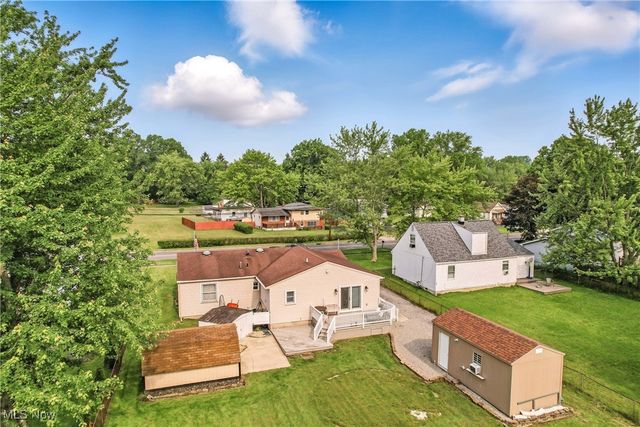 245 North Road, Niles, OH 44446