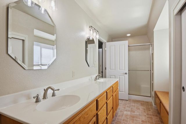 5689 Maywood Dr, Foresthill, CA 95631