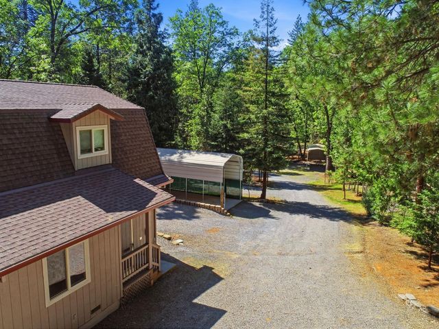 5689 Maywood Dr, Foresthill, CA 95631