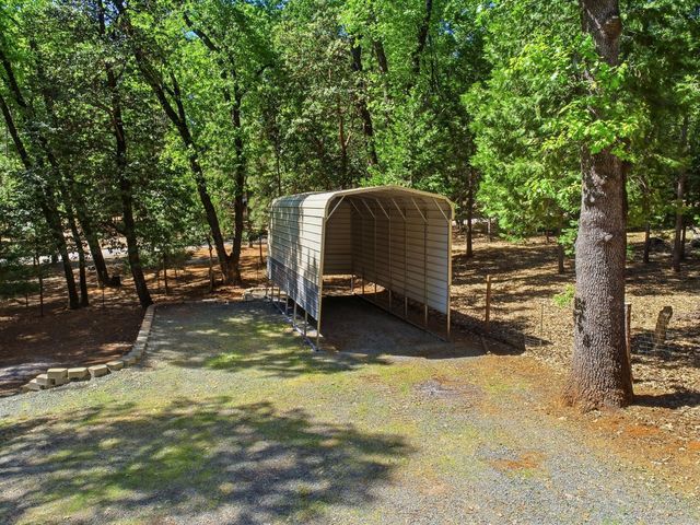 5689 Maywood Dr, Foresthill, CA 95631