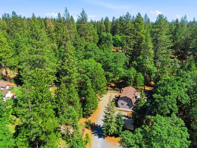 5689 Maywood Dr, Foresthill, CA 95631