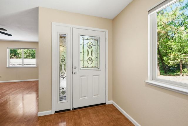 5689 Maywood Dr, Foresthill, CA 95631