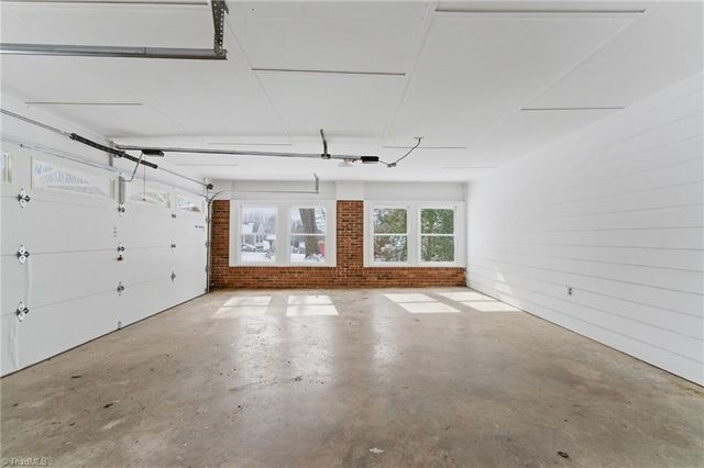 1870 Pope Lane, Kernersville, NC 27284