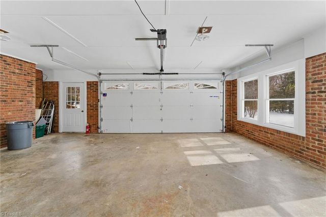 1870 Pope Lane, Kernersville, NC 27284