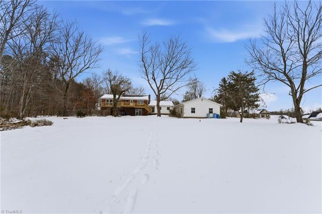 1870 Pope Lane, Kernersville, NC 27284