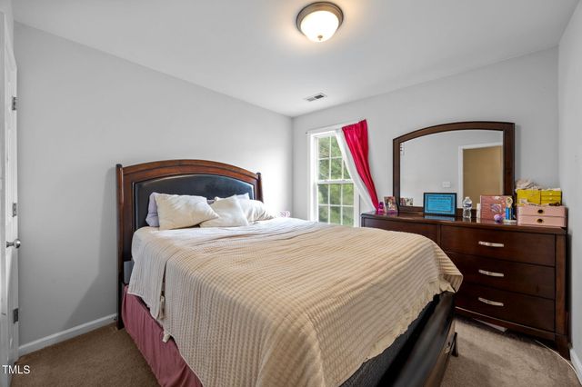 120 Blackthorne Court, Clayton, NC 27520