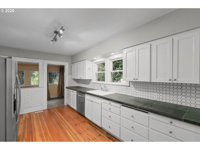 4919 Se 41ST Ave, Portland, OR 97202