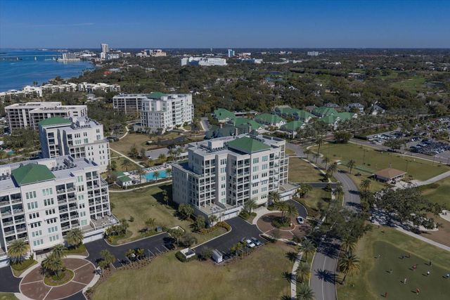 85 BELLEVIEW BOULEVARD 405, Belleair, FL 33756