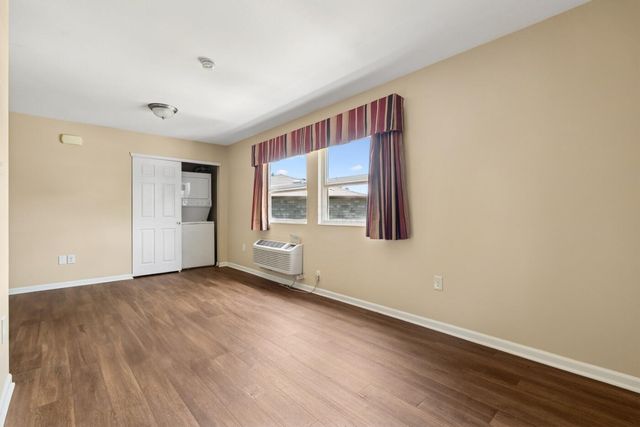5596 Autumn Chase Drive, Columbus, OH 43232