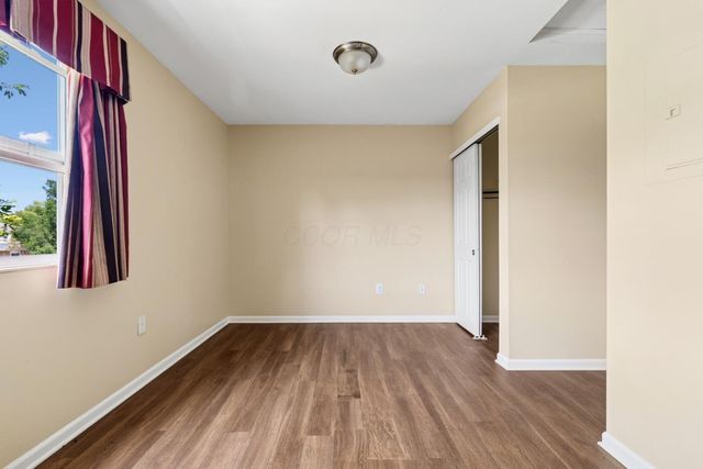 5596 Autumn Chase Drive, Columbus, OH 43232