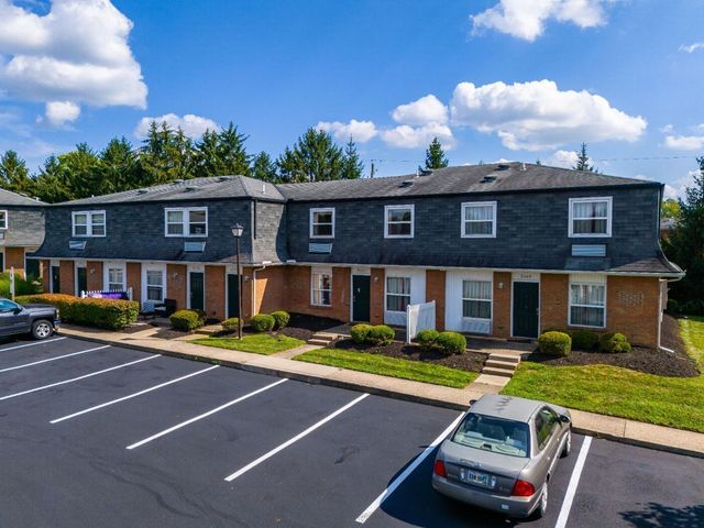 5596 Autumn Chase Drive, Columbus, OH 43232