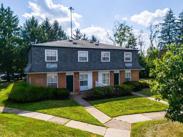 5596 Autumn Chase Drive, Columbus, OH 43232