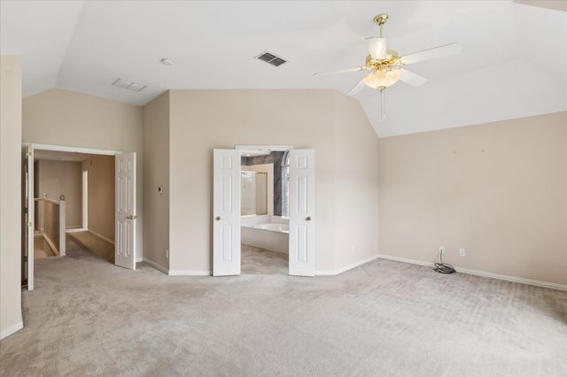 535 Lochngreen Trail, Arlington, TX 76012
