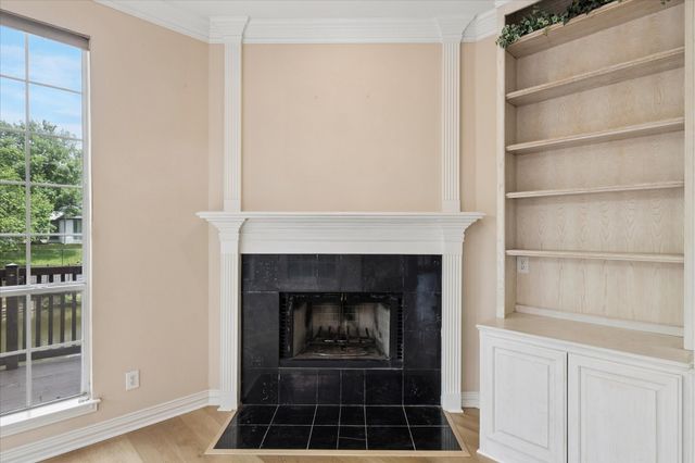 535 Lochngreen Trail, Arlington, TX 76012