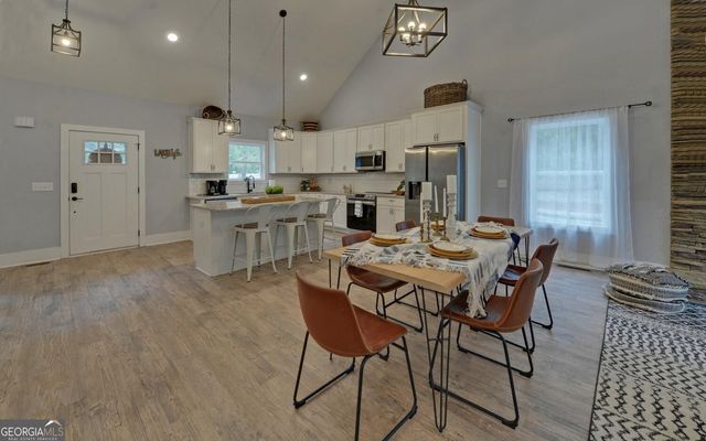 322 Paradise Point Road, Hartwell, GA 30643