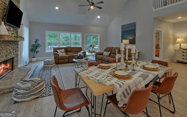 322 Paradise Point Road, Hartwell, GA 30643
