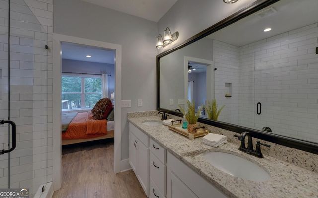 322 Paradise Point Road, Hartwell, GA 30643