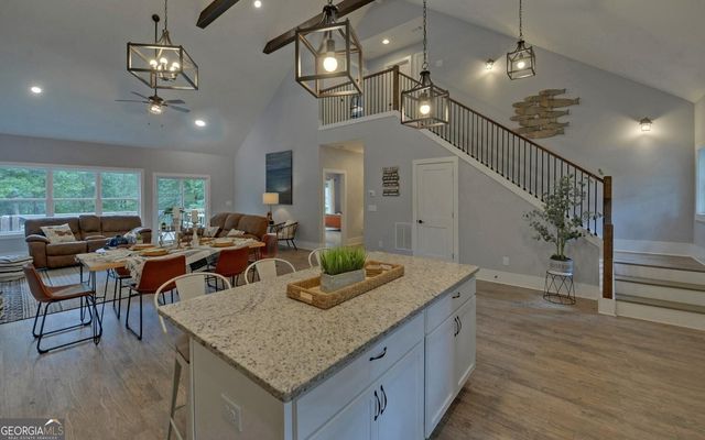 322 Paradise Point Road, Hartwell, GA 30643