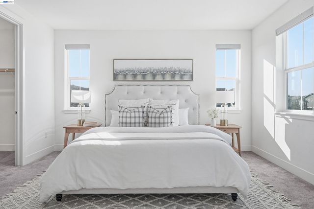 37645 Bay Crest Rd, Newark, CA 94560