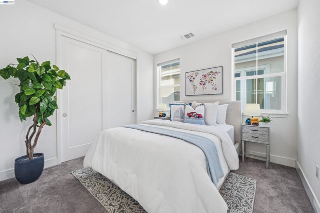 37645 Bay Crest Rd, Newark, CA 94560