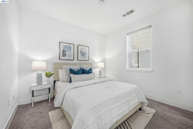 37645 Bay Crest Rd, Newark, CA 94560