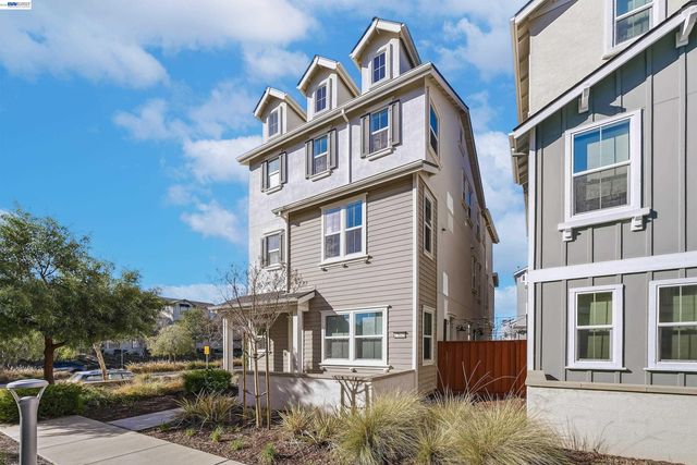 37645 Bay Crest Rd, Newark, CA 94560