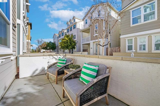 37645 Bay Crest Rd, Newark, CA 94560