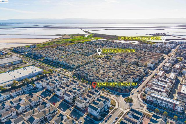 37645 Bay Crest Rd, Newark, CA 94560