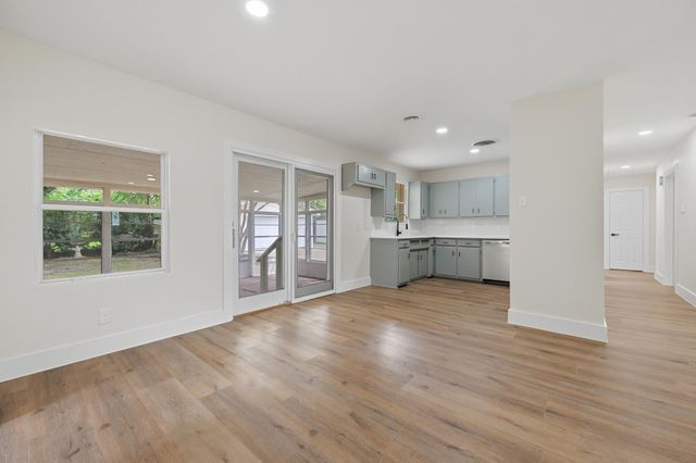 716 Pine Street, Hurst, TX 76053