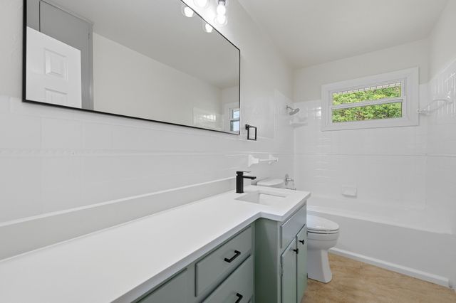 716 Pine Street, Hurst, TX 76053