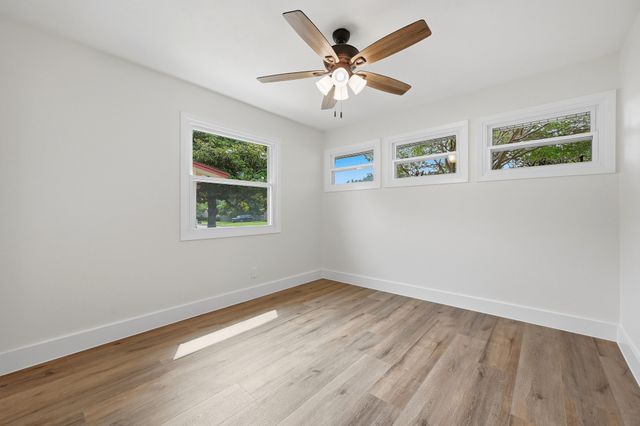 716 Pine Street, Hurst, TX 76053