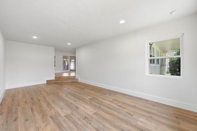 716 Pine Street, Hurst, TX 76053