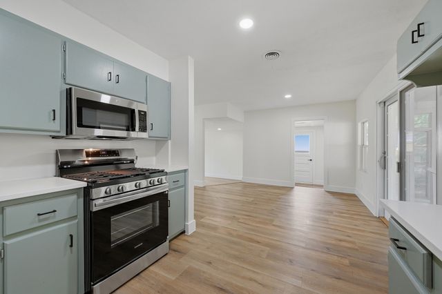 716 Pine Street, Hurst, TX 76053