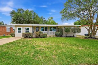 716 Pine Street, Hurst, TX 76053