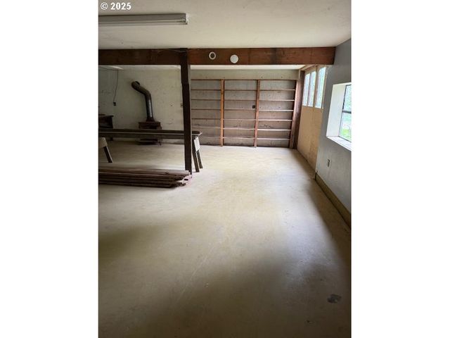 57235 HARLOCKER HILL Rd, Coquille, OR 97423