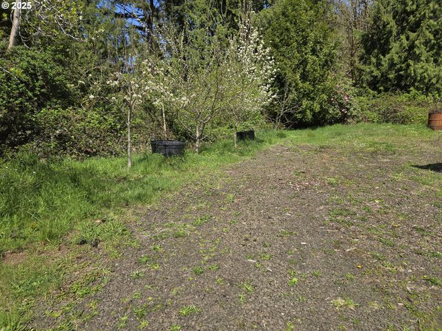 57235 HARLOCKER HILL Rd, Coquille, OR 97423
