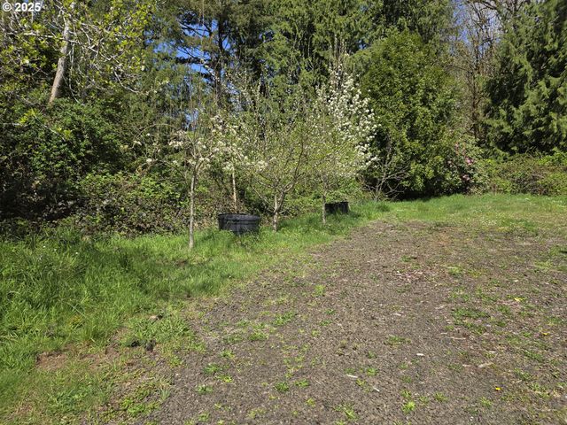 57235 HARLOCKER HILL Rd, Coquille, OR 97423