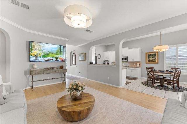 13735 Greenwood Manor Drive, Cypress, TX 77429