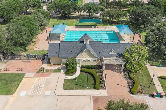 13735 Greenwood Manor Drive, Cypress, TX 77429