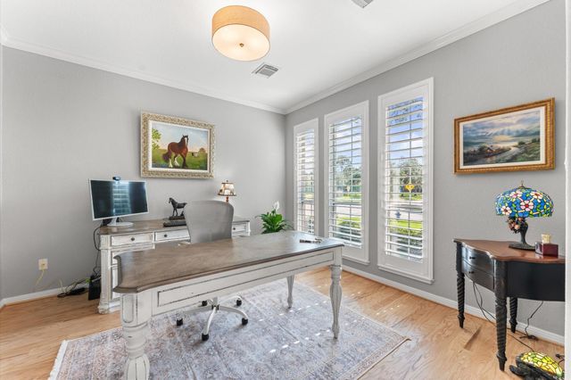 13735 Greenwood Manor Drive, Cypress, TX 77429